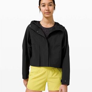 Lululemon Rain Chaser Cropped Jacket